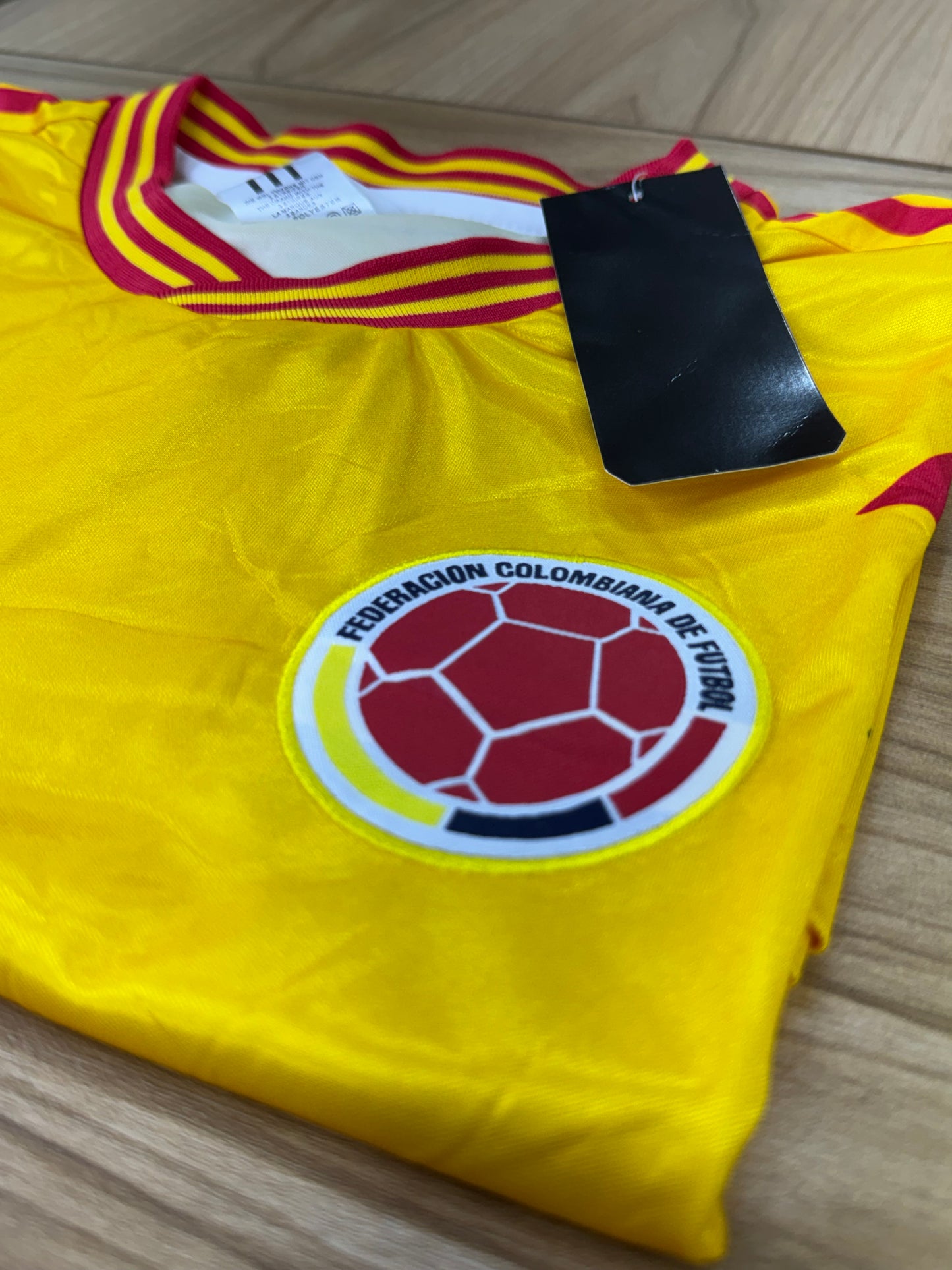 Camiseta Colombia Retro 1990 - Amarilla