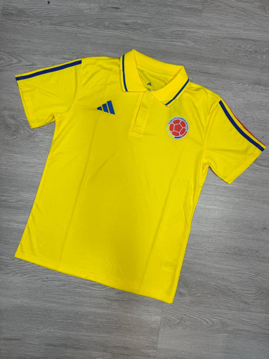 Camiseta presentación tipo polo amarilla Colombia Mundial 2026
