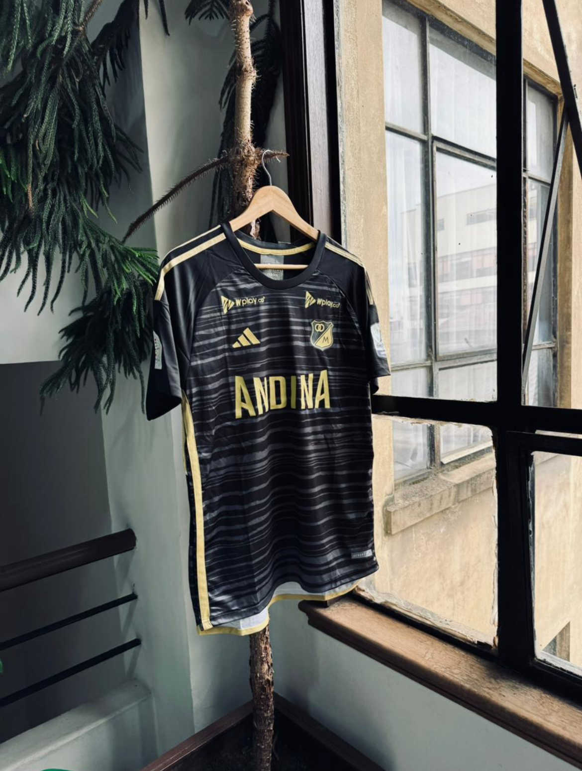 Camiseta oficial Millonarios FC 2024 - Negra