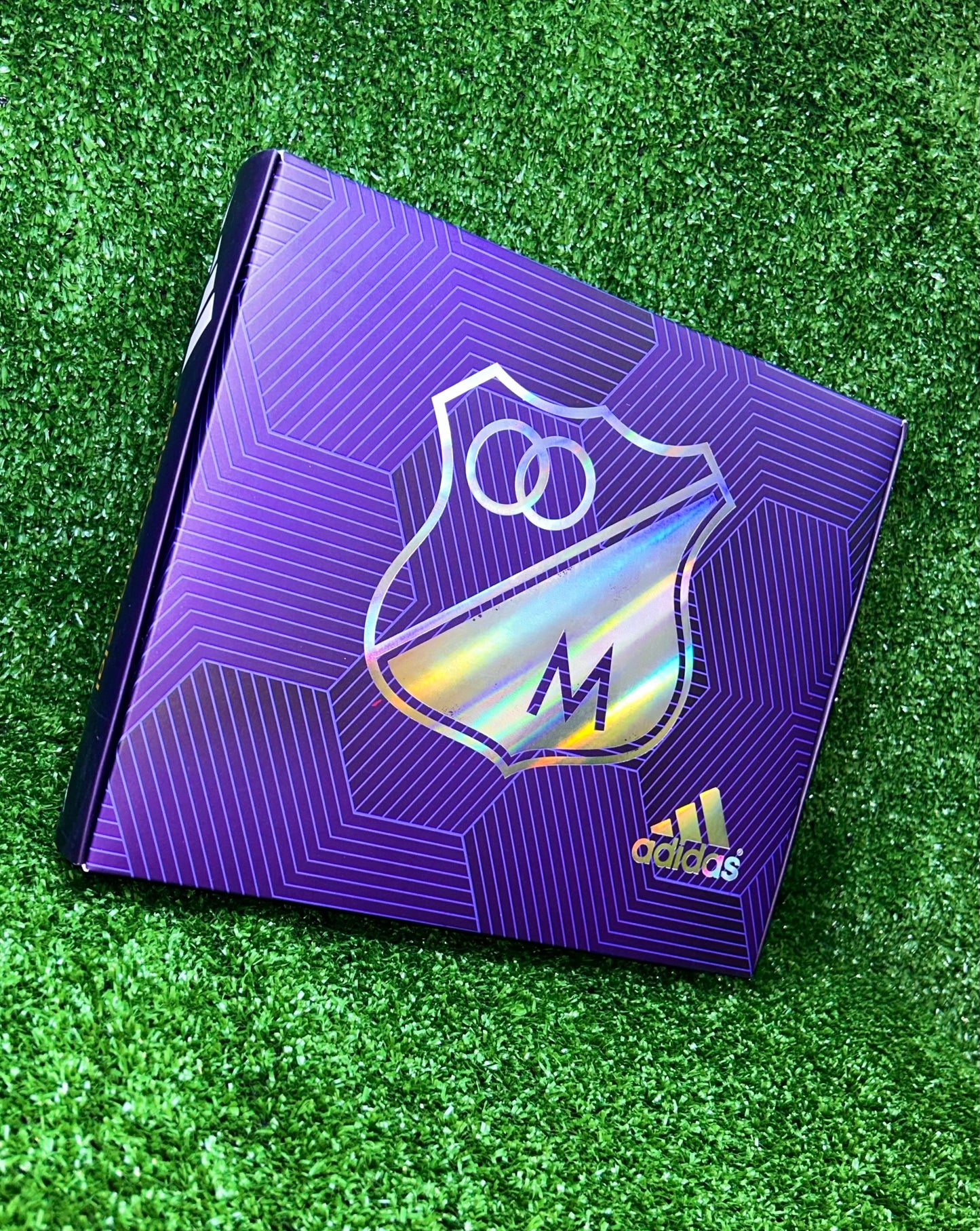 Caja de lujo Millonarios F.C.