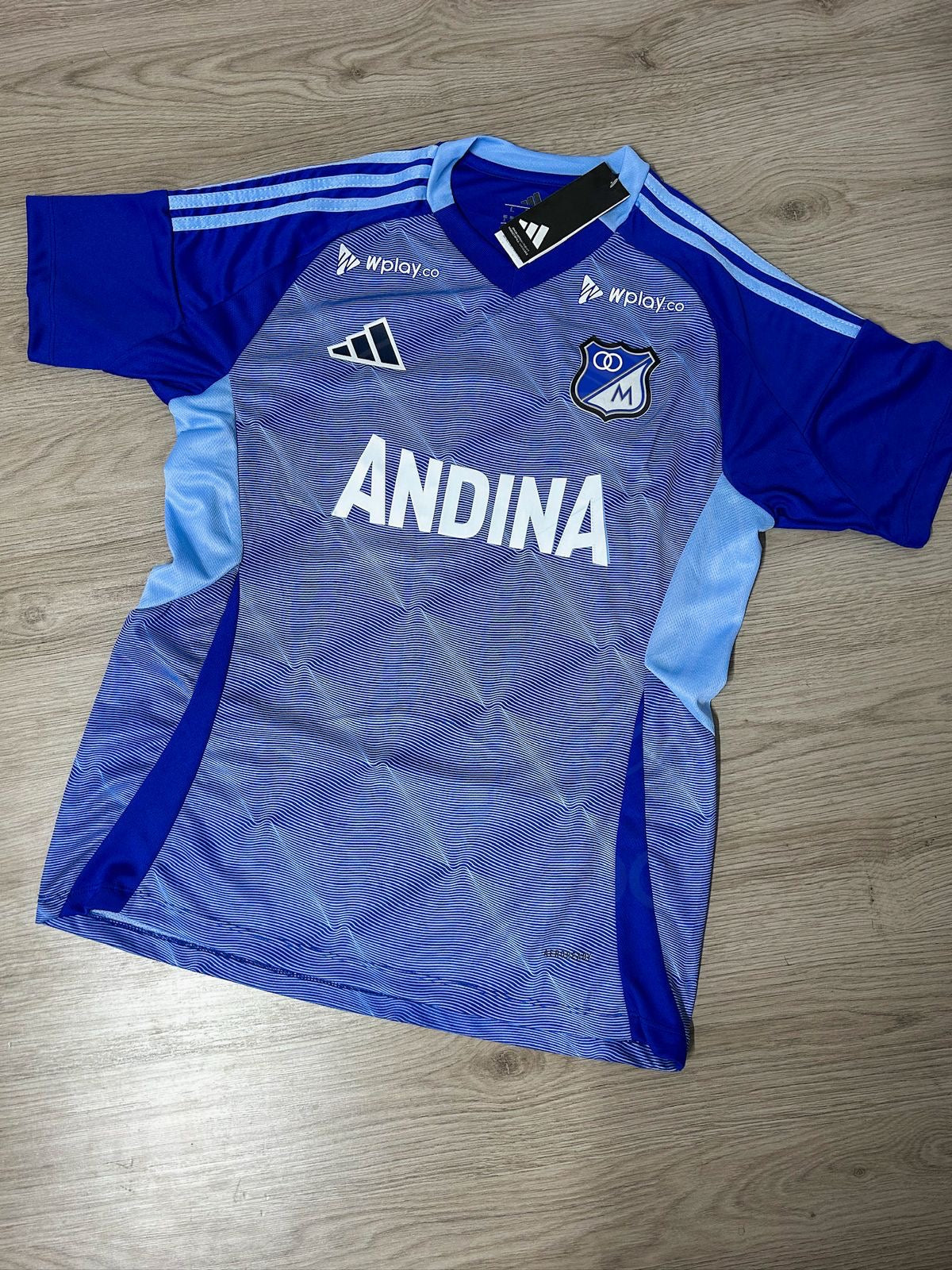 Camiseta oficial Millonarios FC 2025