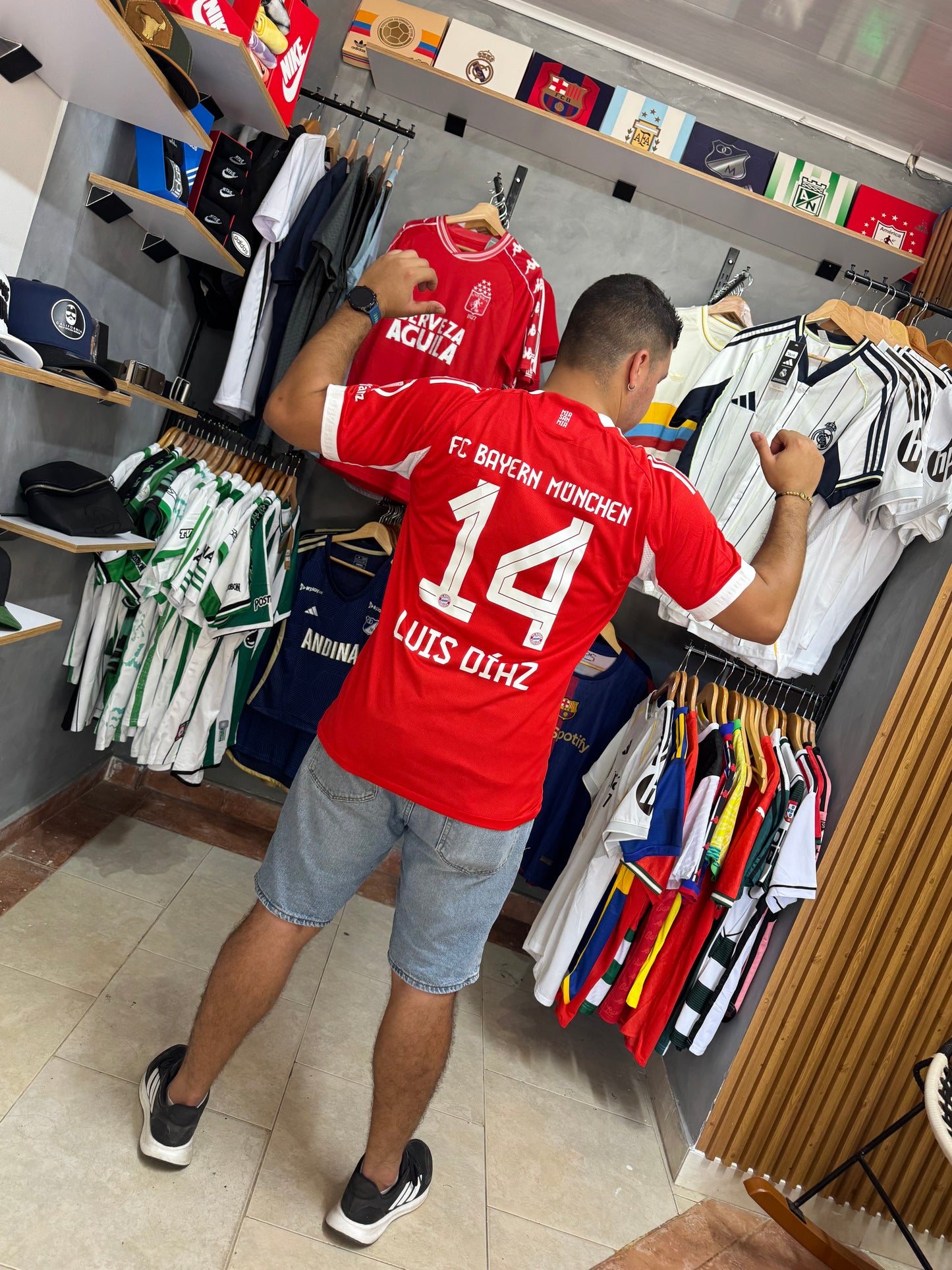 Camiseta Bayern Munich 2025