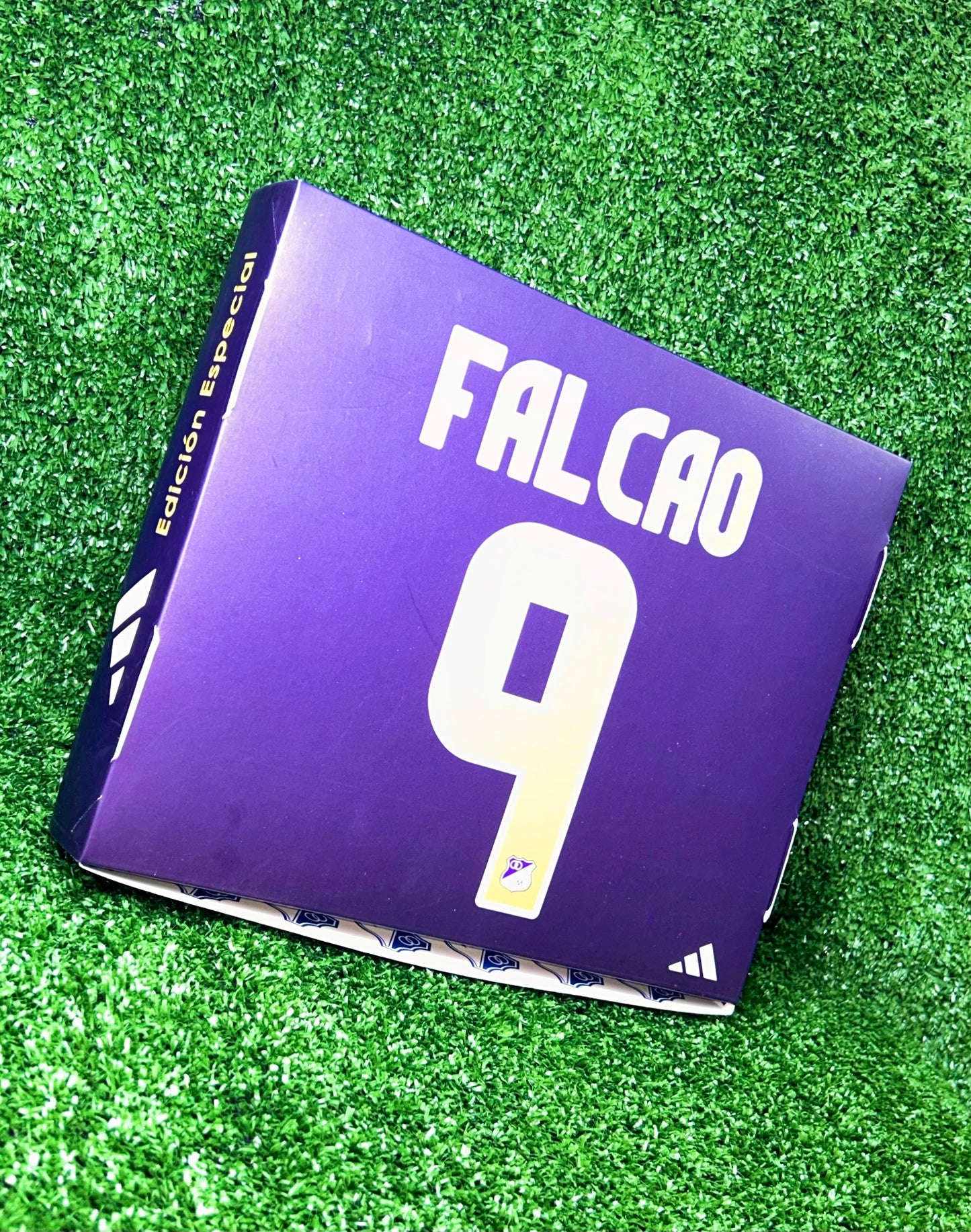 Caja de lujo Millonarios F.C.